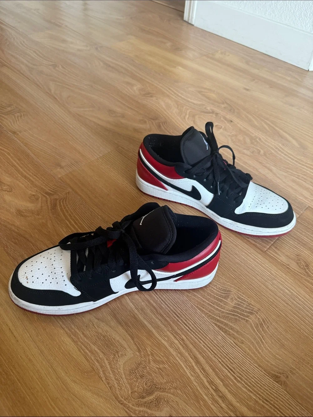 Jordan 1 Low Black Toe (2019) 553558-116 White Black Gym Red - Size 7 Men’s